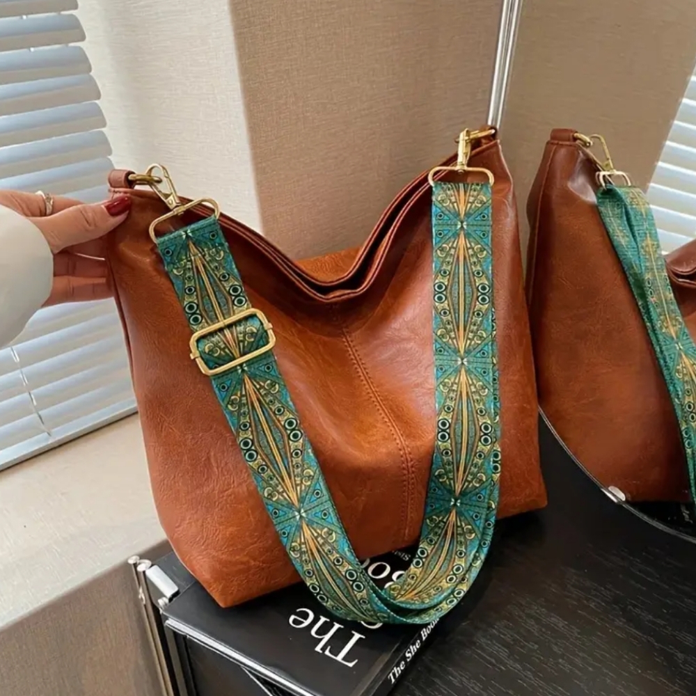 Reserved Trendy Crossbody bag with adjustable strap Hobo Boho - Picture 3 of 7